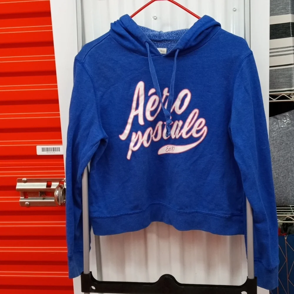 Women's size large cropped hoodie - Picture 1 of 2